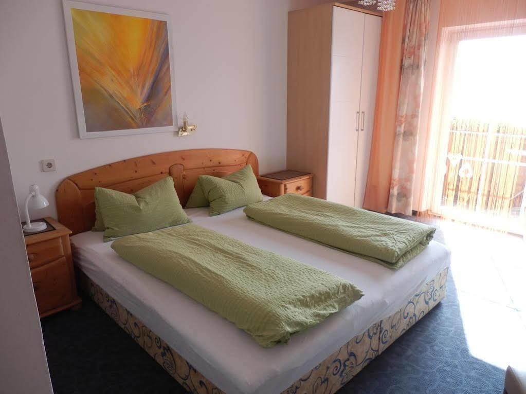 Fruehstueckspension Alpenrose Bed & Breakfast Iselsberg Zewnętrze zdjęcie